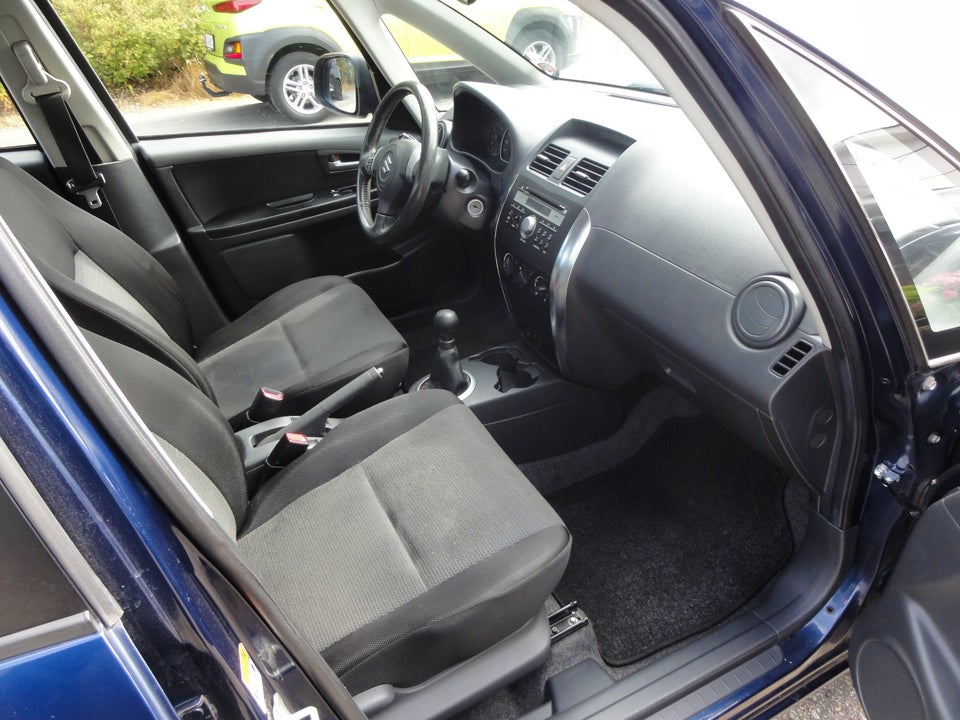 Suzuki SX4 1,6 GL 5d