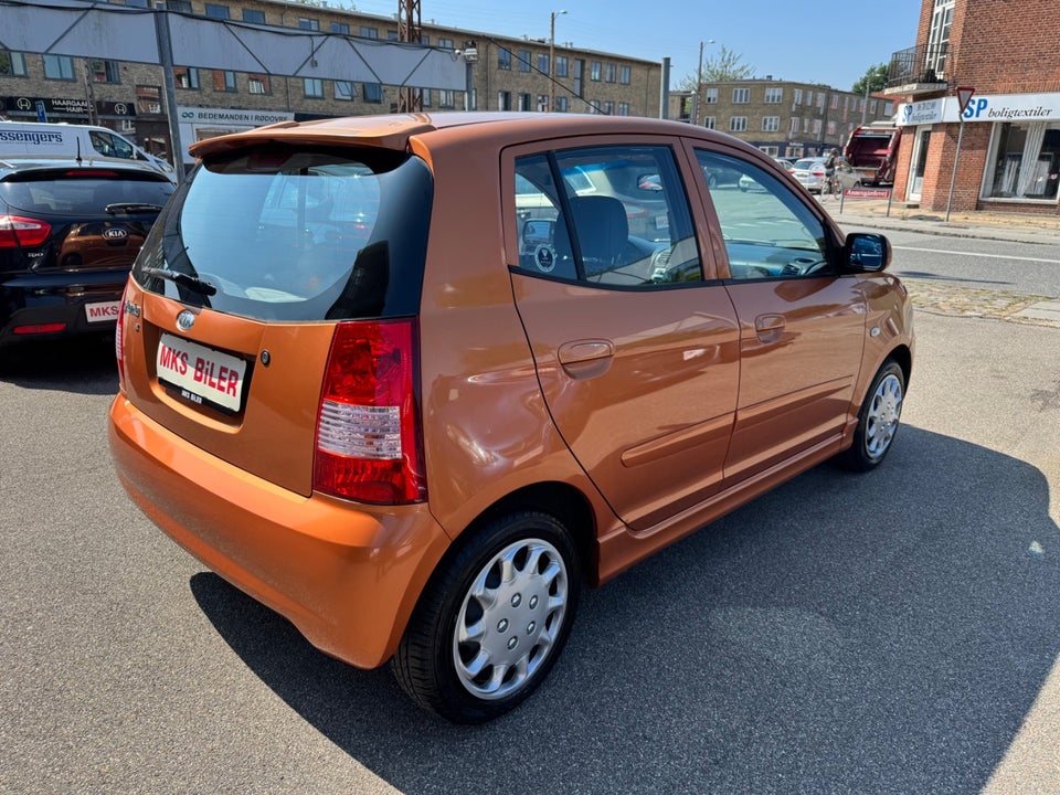 Kia Picanto 1,0 EX 5d