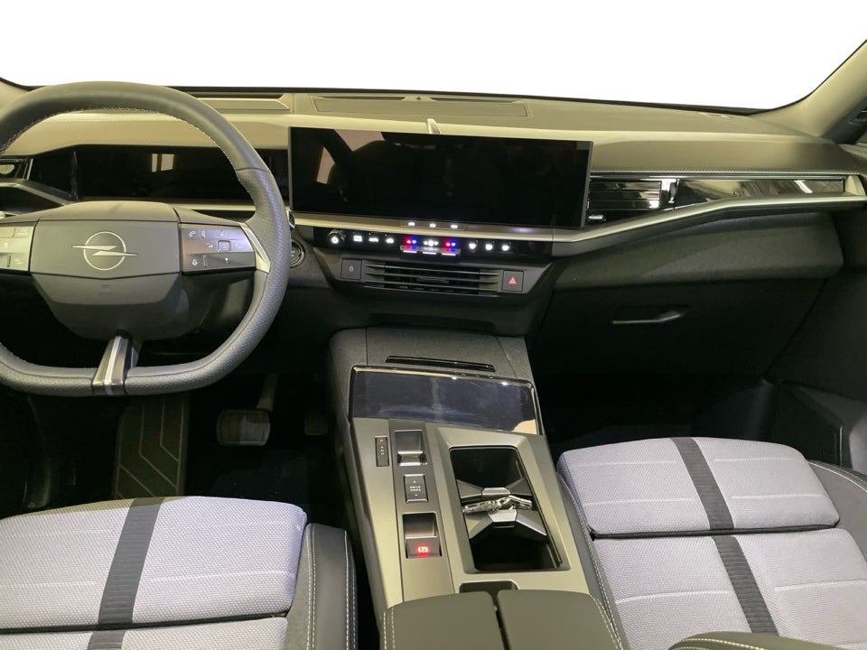 Opel Grandland-e 73 GS Sky 5d