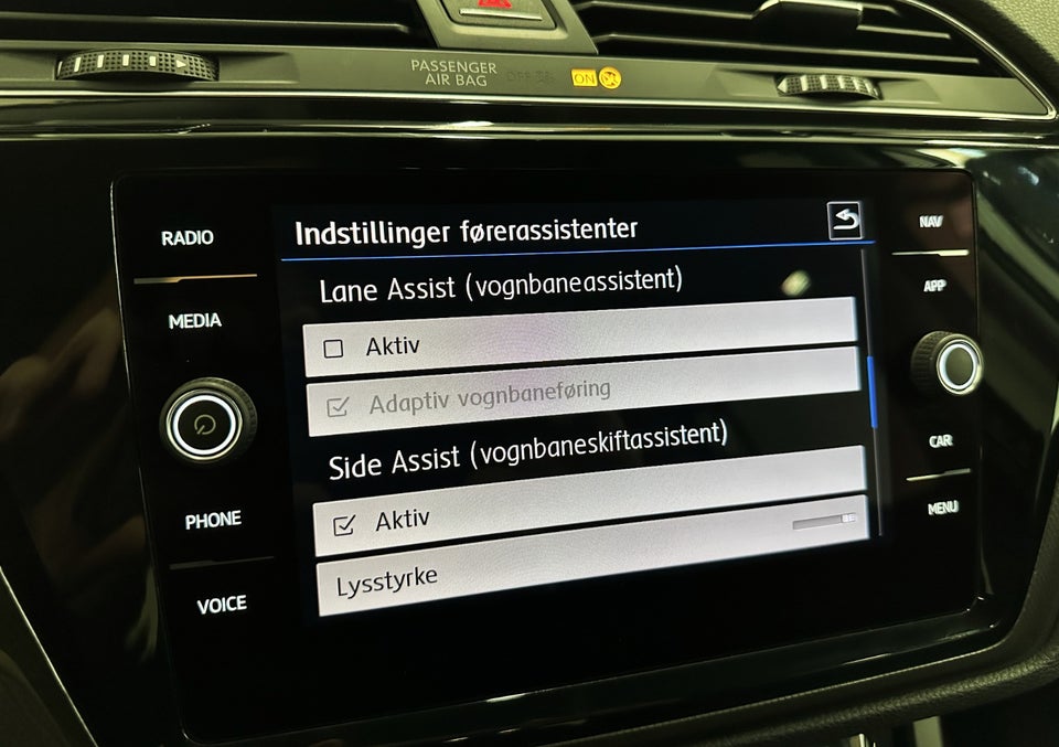 VW Touran 1,6 TDi 115 IQ.Drive DSG 7prs 5d