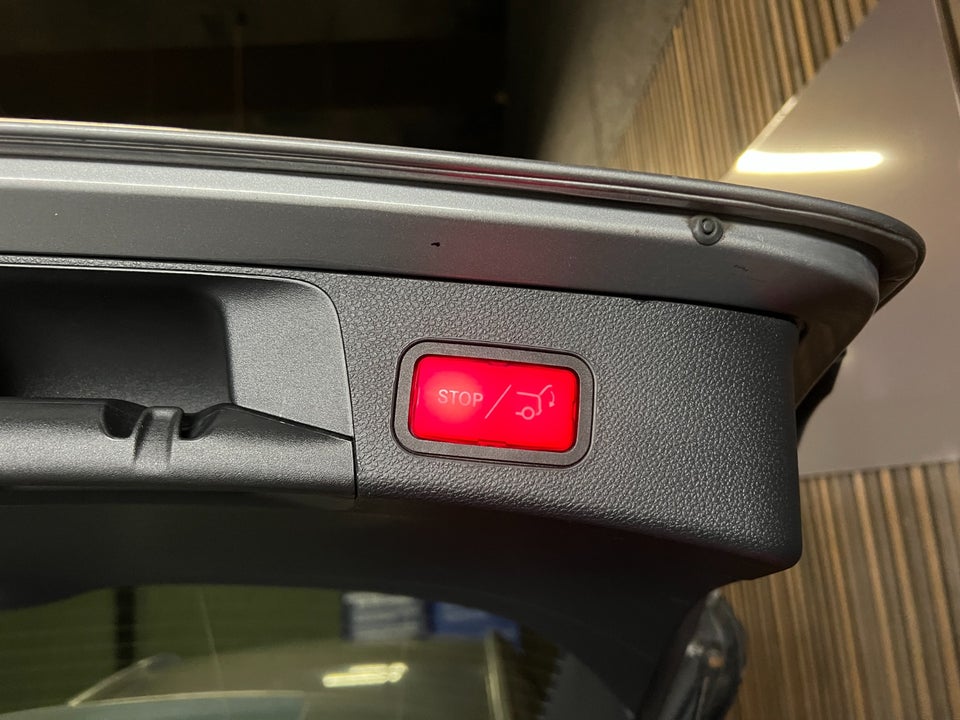 Mercedes C200 2,0 AMG Line stc. aut. 5d