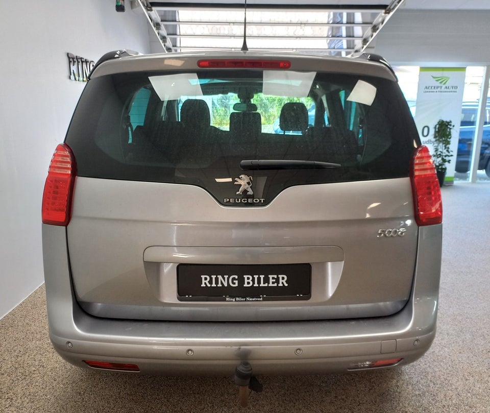 Peugeot 5008 1,6 HDi 114 Style 7prs 5d