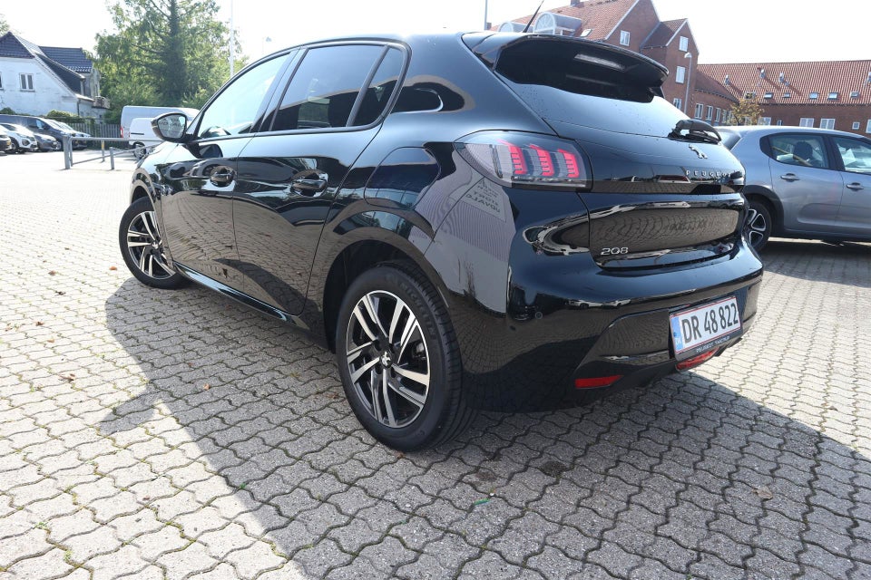 Peugeot 208 1,2 PureTech 100 Allure 5d