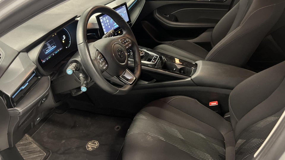 MG MG5 61 Comfort 5d