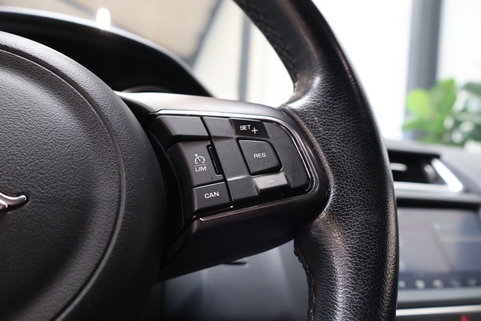 Jaguar E-Pace 2,0 D150 aut. AWD 5d