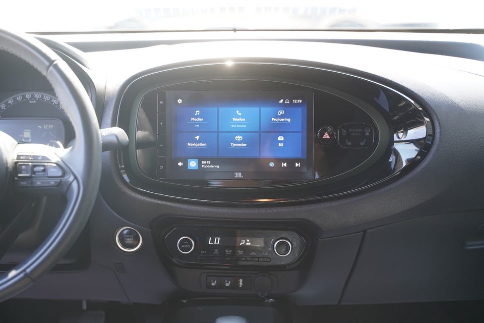 Toyota Aygo X 1,0 Air Envy s-CVT 5d