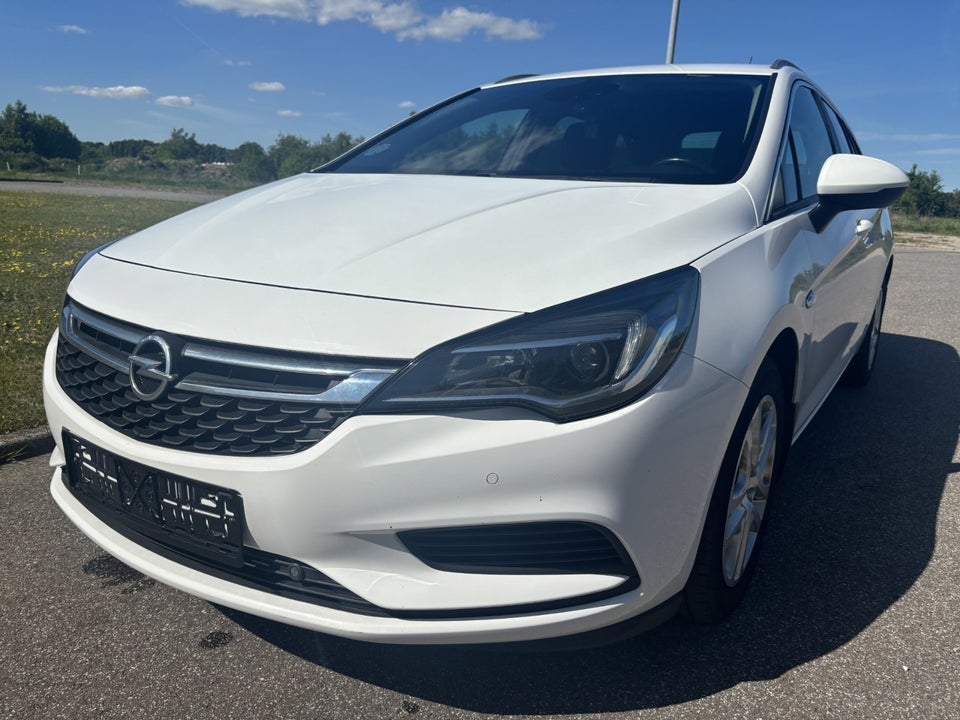Opel Astra 1,6 CDTi 110 Enjoy Sports Tourer 5d