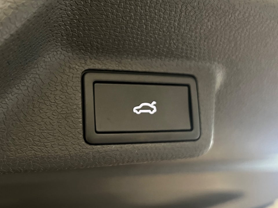 VW ID.Buzz 86 Life 7prs LWB 5d