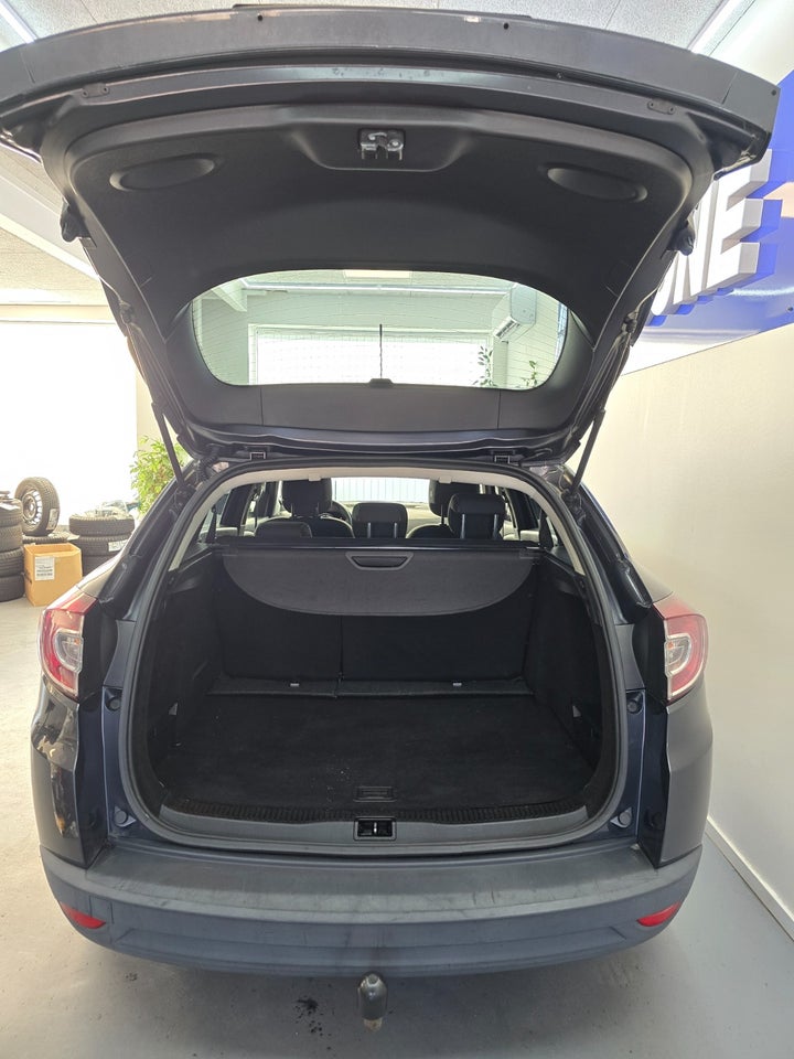 Renault Megane III 1,6 110 Expression Sport Tourer 5d