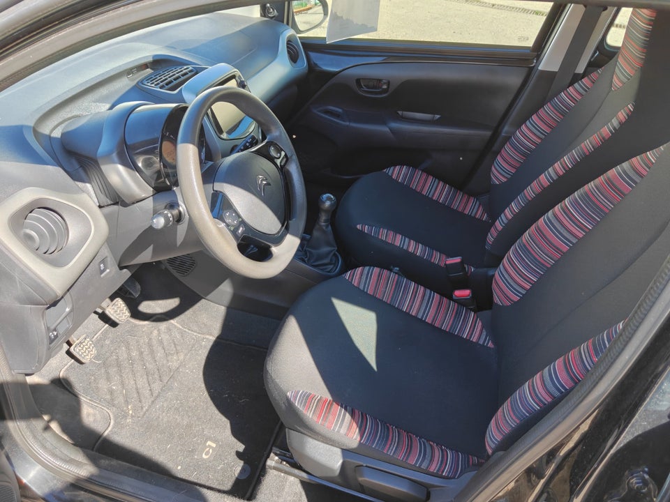 Citroën C1 1,2 PureTech Attraction 5d