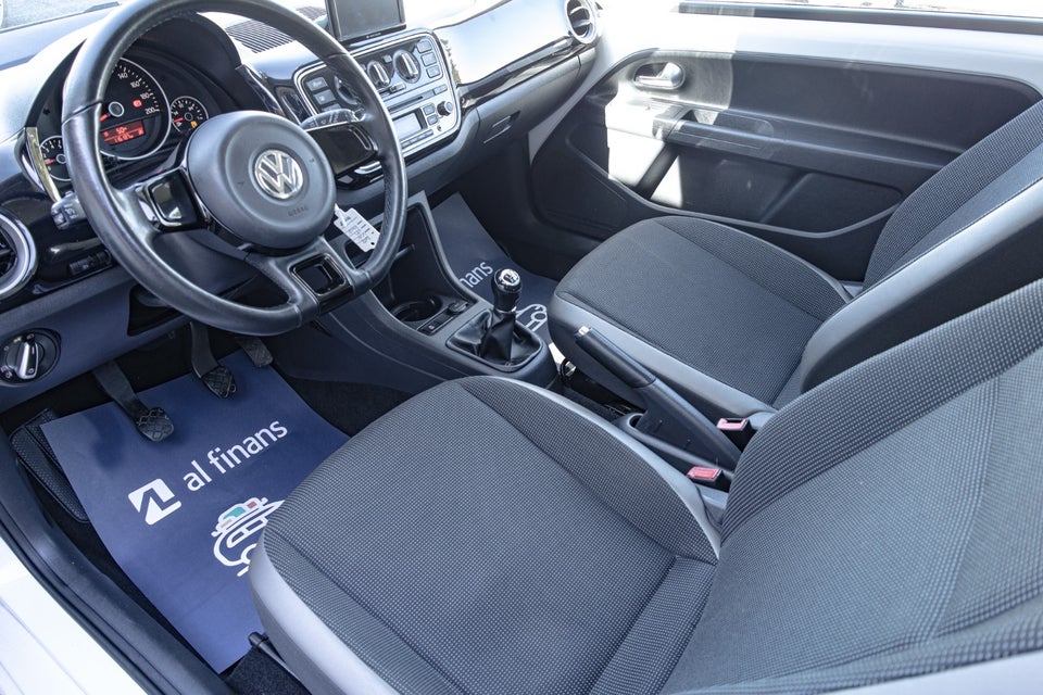 VW Up! 1,0 75 High Up! BMT 3d