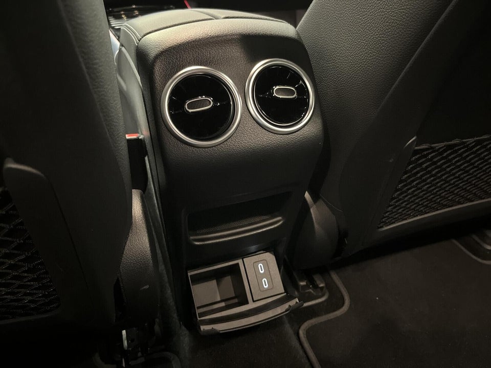 Mercedes EQA300 Progressive 4Matic 5d