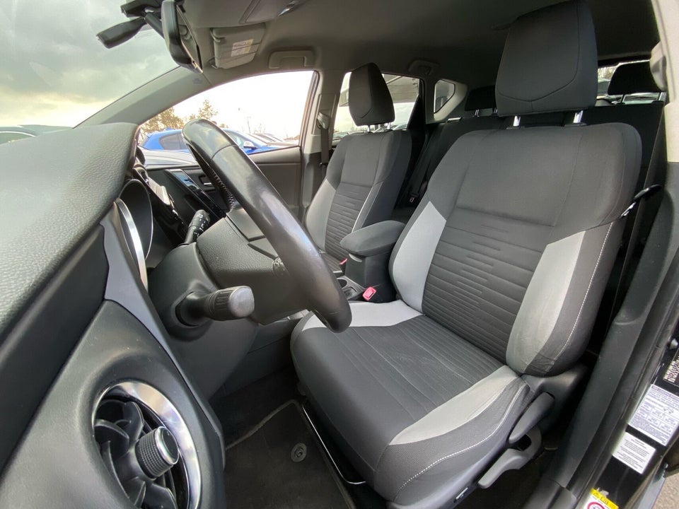 Toyota Auris 1,2 T T2 Style 5d