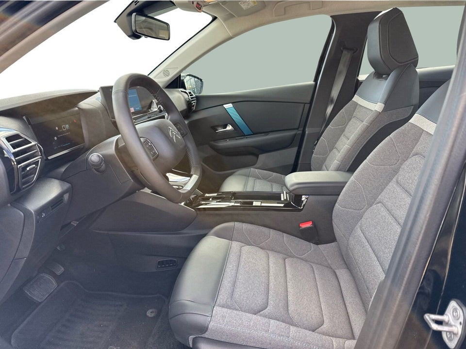 Citroën ë-C4 X 50 Concorde 4d