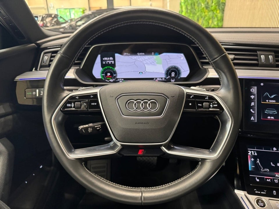 Audi e-tron 55 S-line Sportback quattro 5d