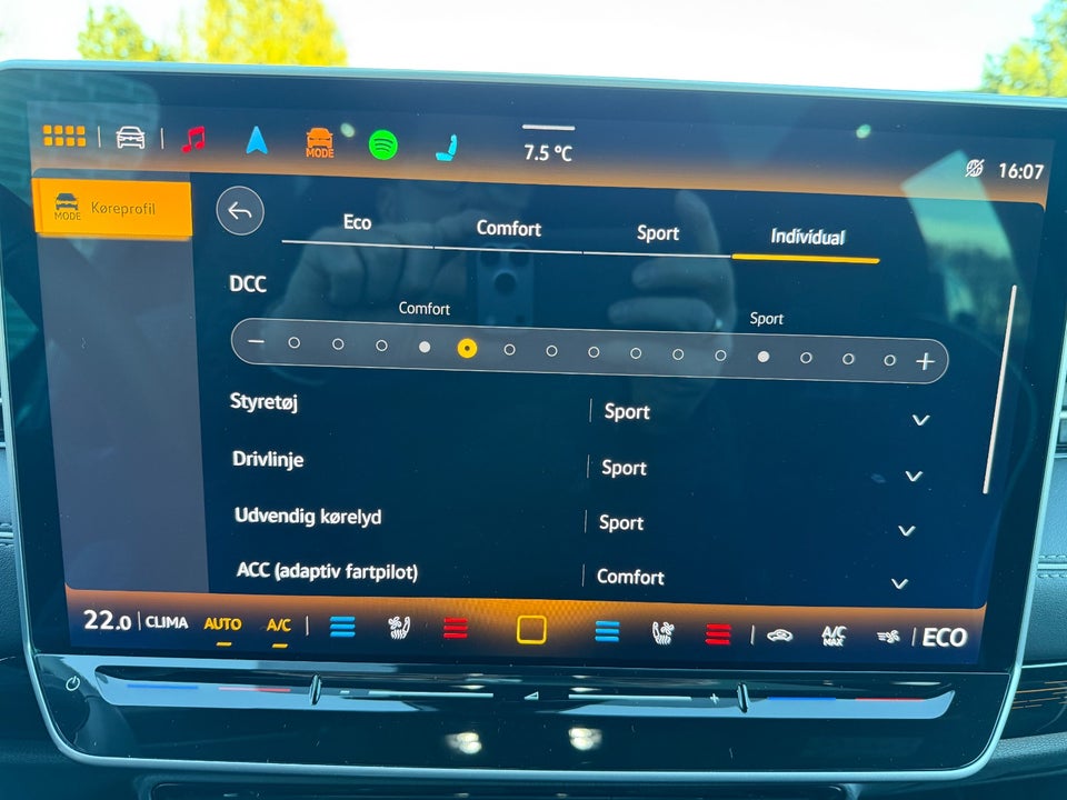 VW ID.7 77 Style+ Tourer 5d