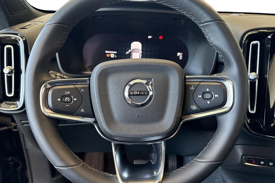 Volvo XC40 P6 ReCharge Core 5d