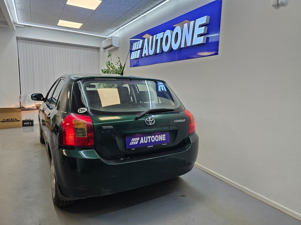 Toyota Corolla 1,6 Terra 5d