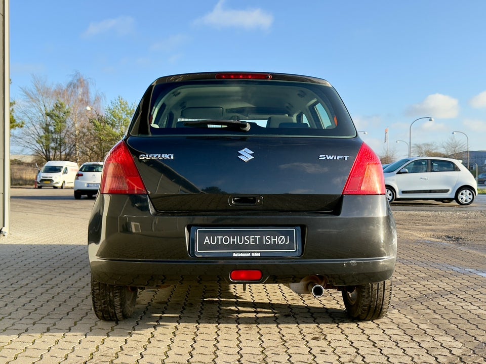 Suzuki Swift 1,5 GLX 5d