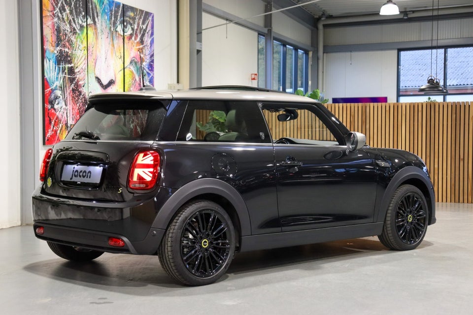 MINI Cooper SE Yours Trim 3d