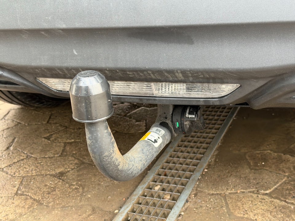 Ford Mustang Mach-E 75 Standard Range 5d