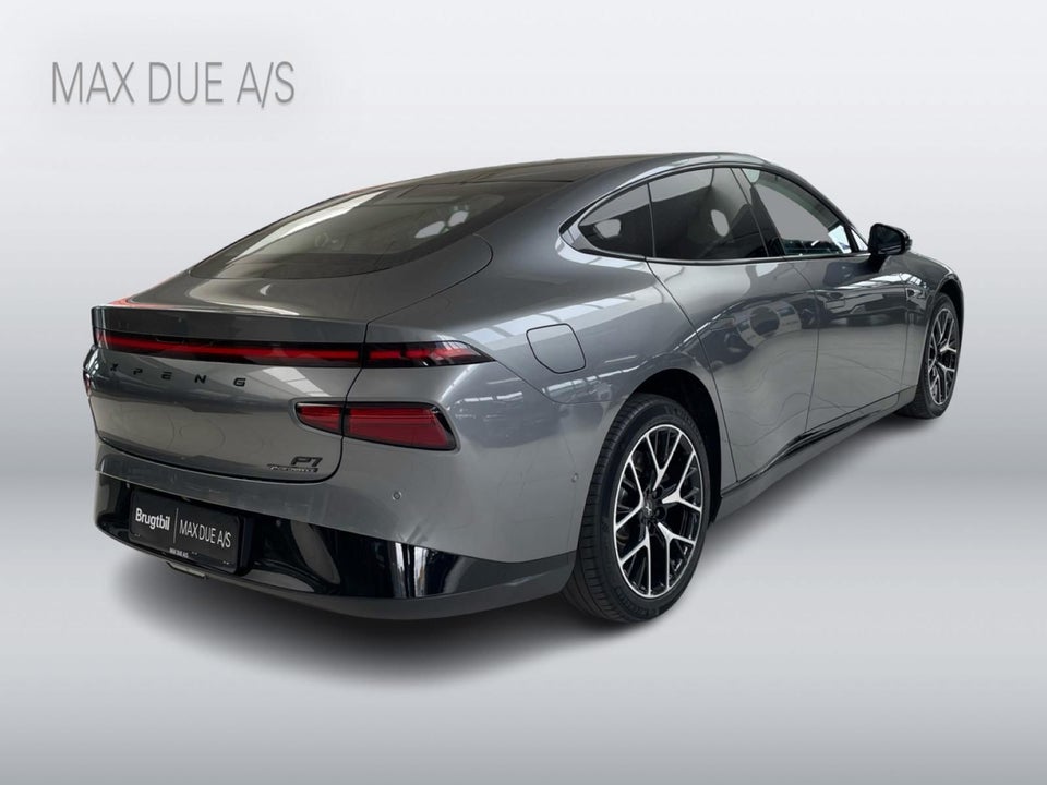 Xpeng P7 Performance 4d