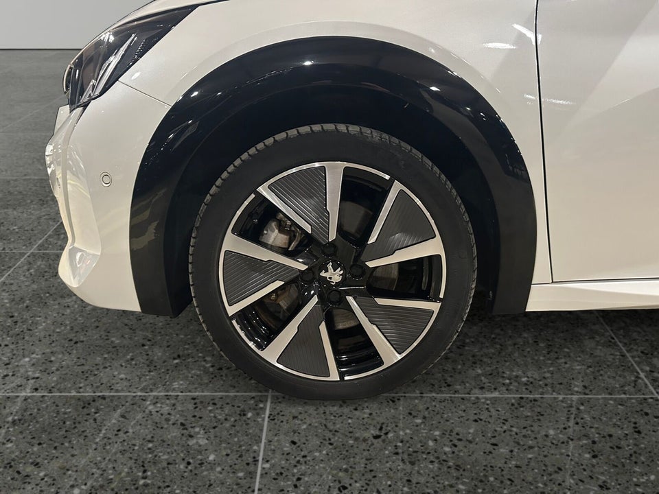Peugeot e-208 50 GT Pack 5d