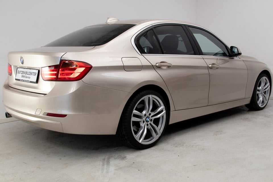 BMW 320d 2,0 aut. 4d