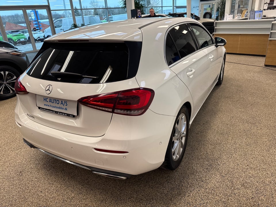 Mercedes A200 1,3 Style aut. 5d