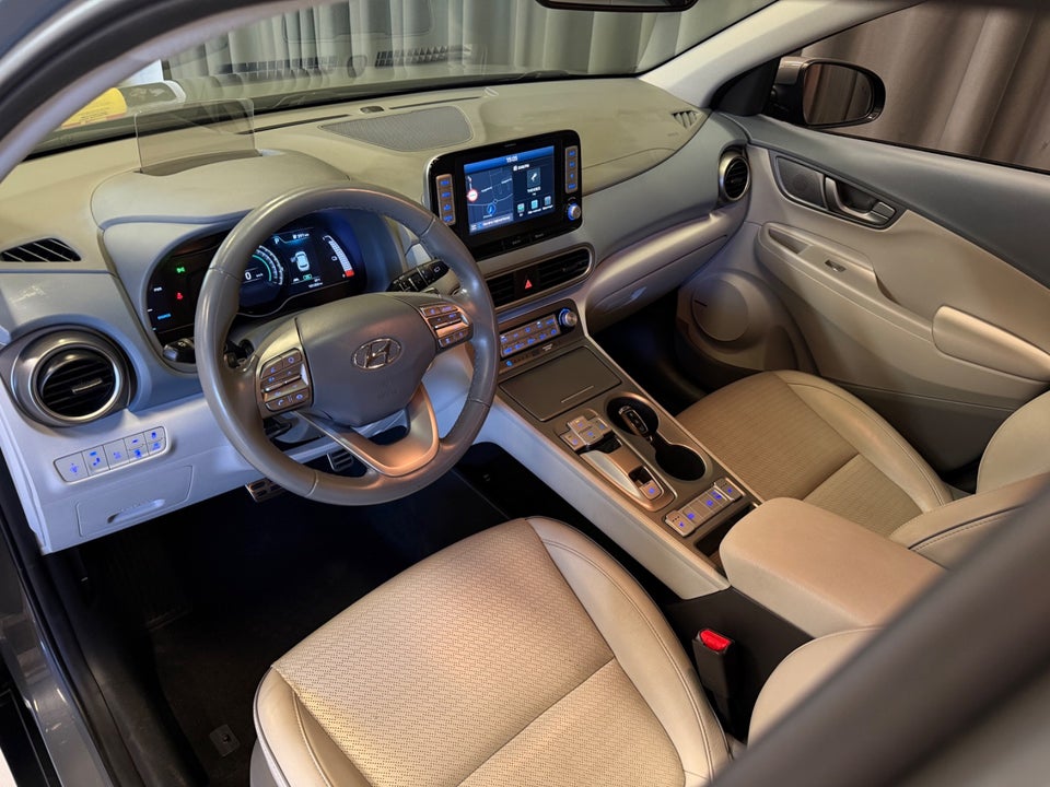 Hyundai Kona 64 EV Advanced Premium 5d