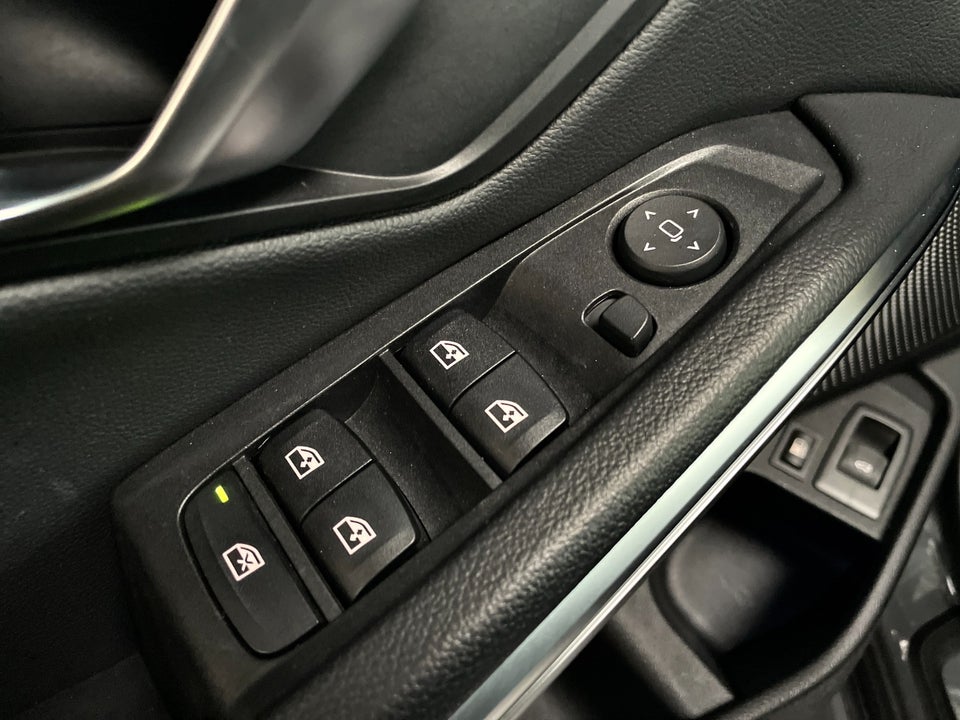 BMW 330e 2,0 Touring Sport Line aut. 5d