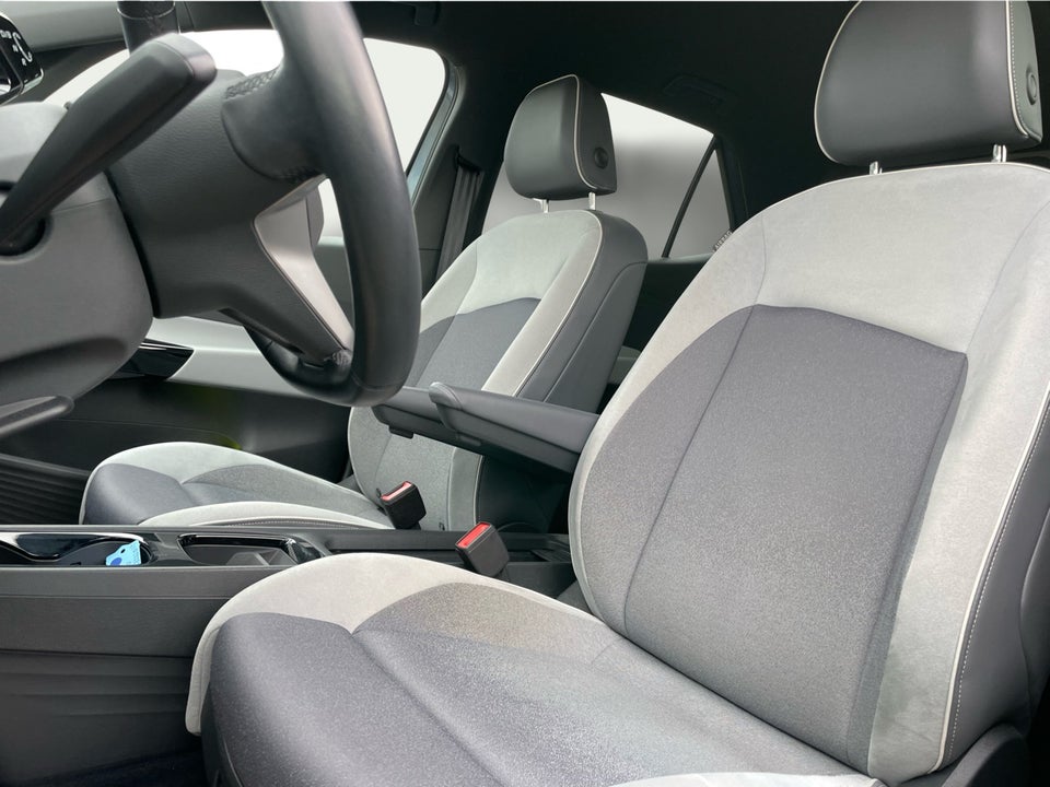 VW ID.3 58 Family 5d