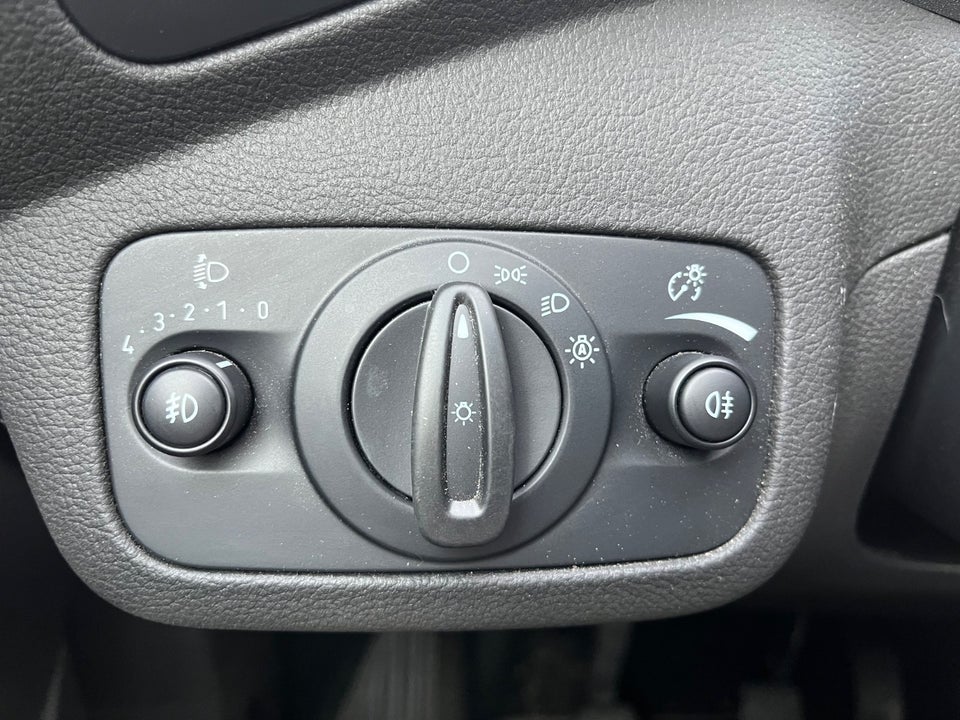 Ford C-MAX 1,0 SCTi 125 Titanium 5d