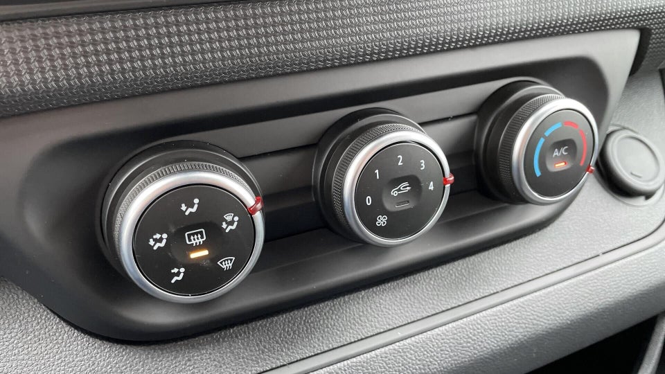 Renault Trafic 2,0 dCi 130 L2H1 Tekno