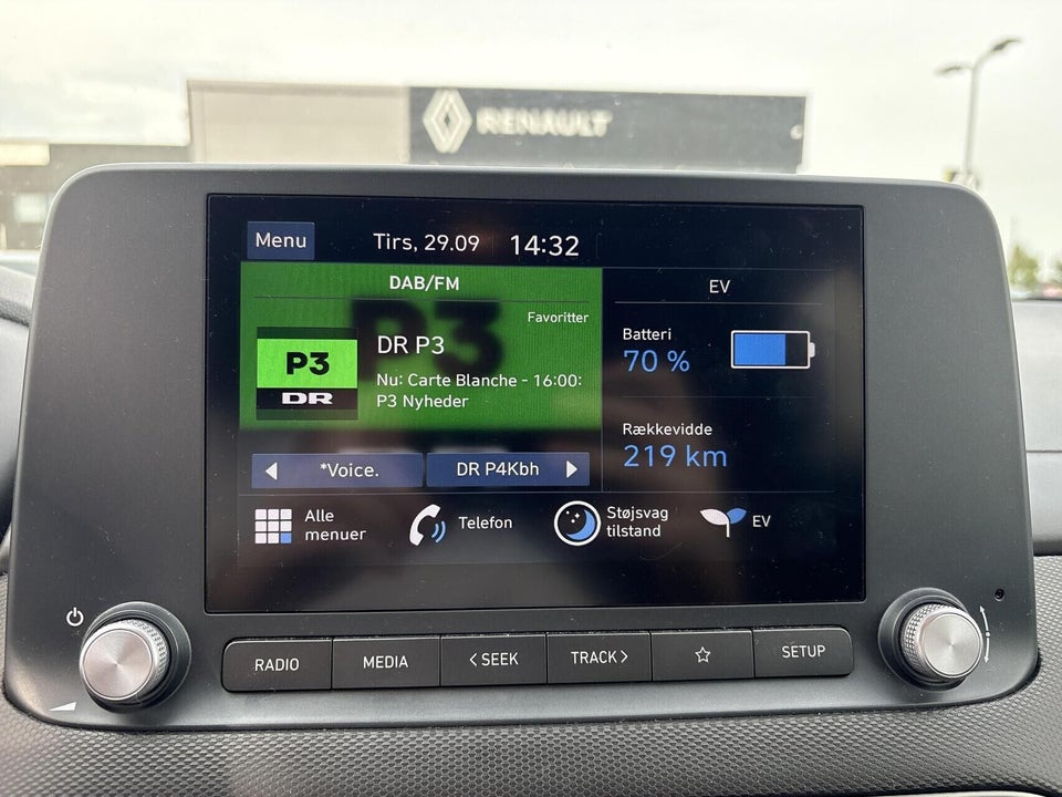 Hyundai Kona 39 EV Essential 5d