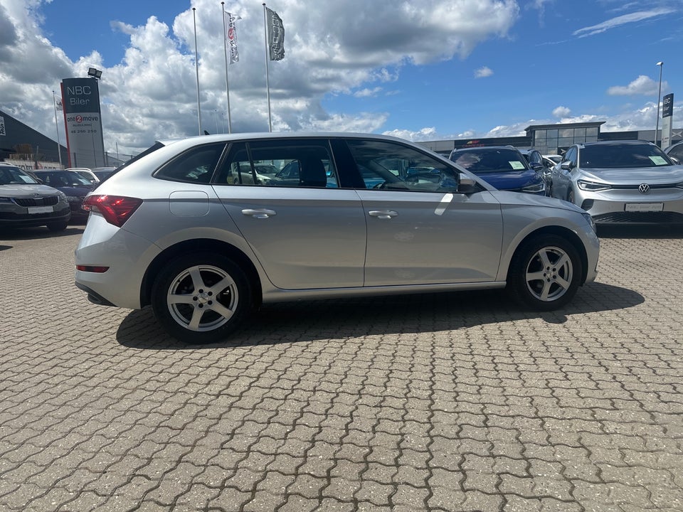 Skoda Scala 1,0 TSi 95 Active 5d