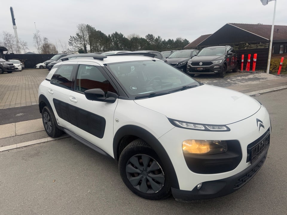 Citroën C4 Cactus 1,6 BlueHDi 100 Feel Van 5d