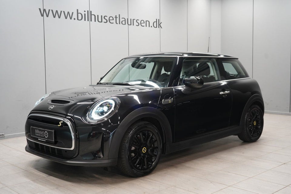 MINI Cooper SE Classic Trim 3d