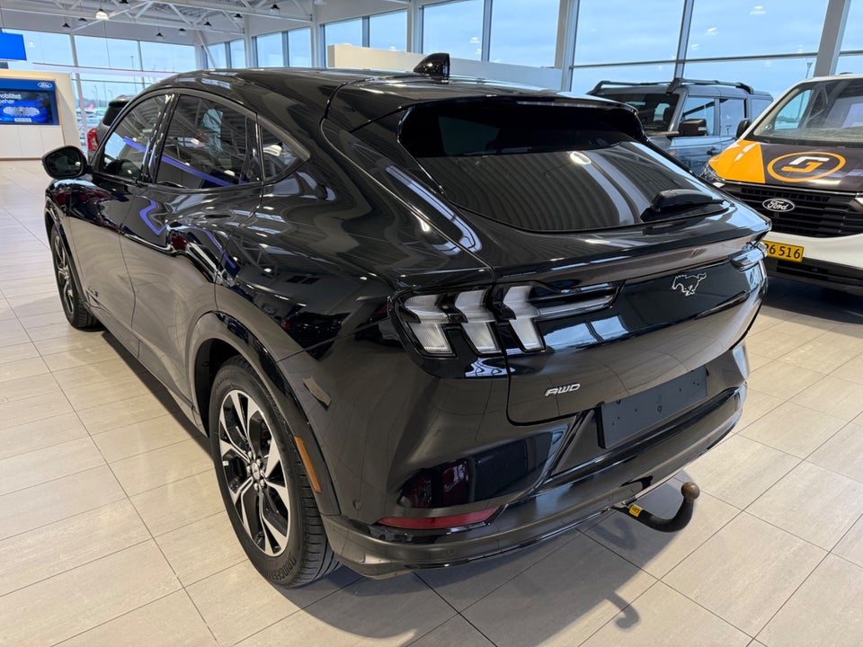 Ford Mustang Mach-E 91 Premium Extended Range AWD 5d