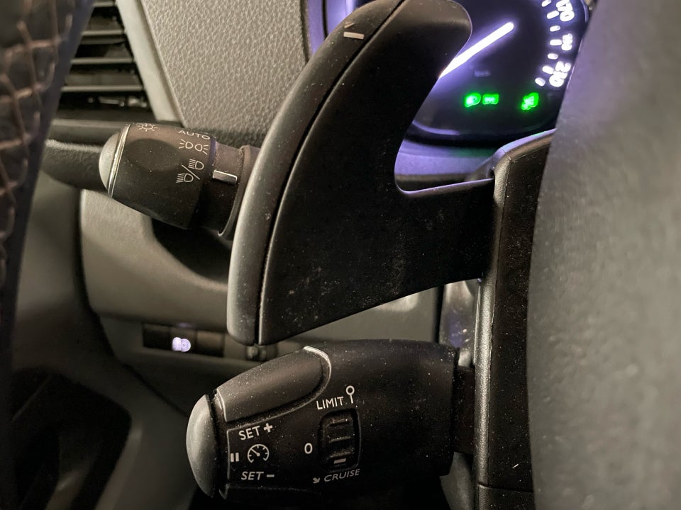 Peugeot Expert 2,0 BlueHDi 122 L3 Premium EAT8 Van