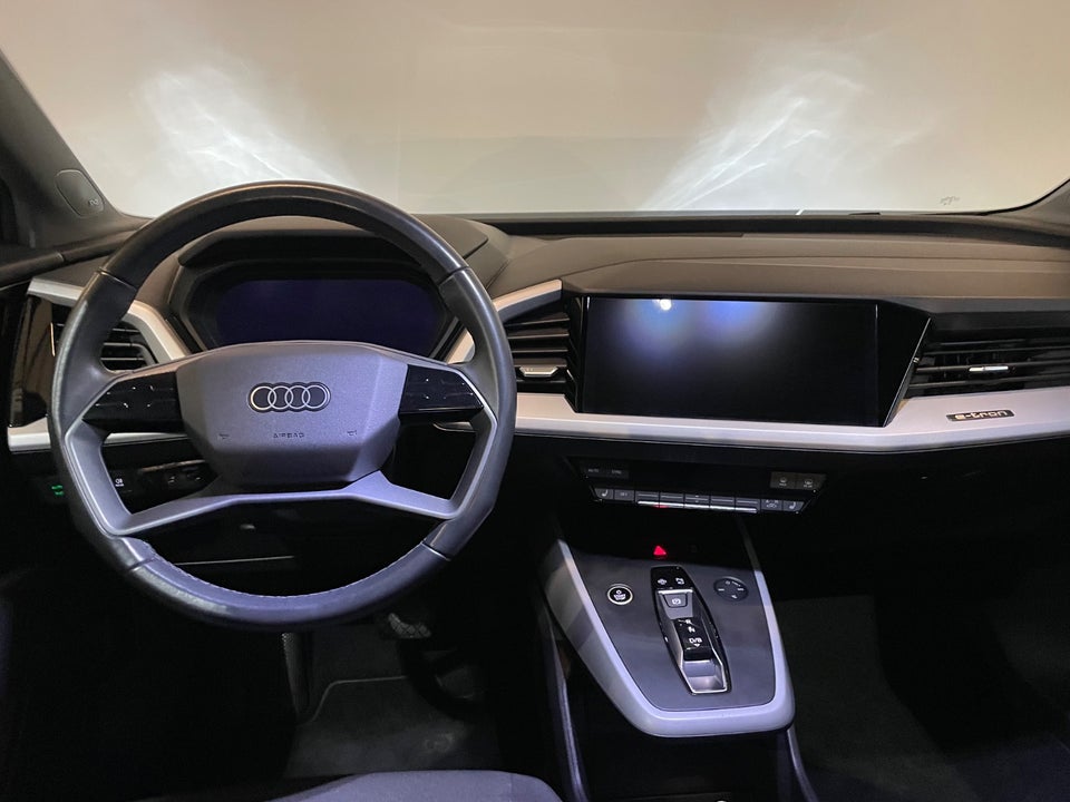 Audi Q4 e-tron 40  5d