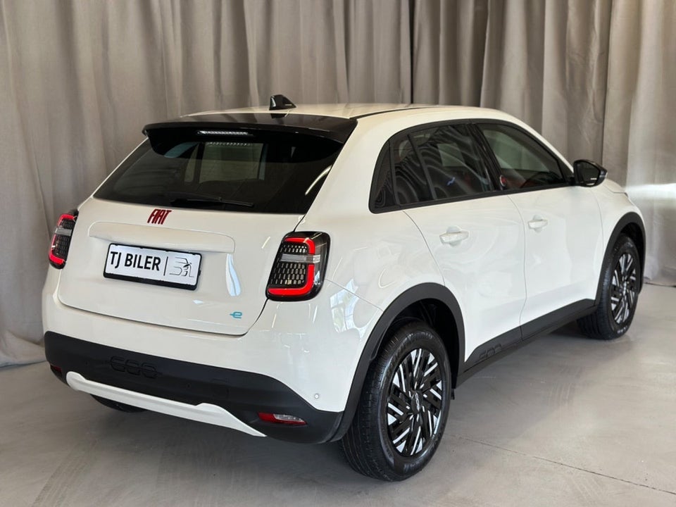 Fiat 600e 54 (RED) 5d