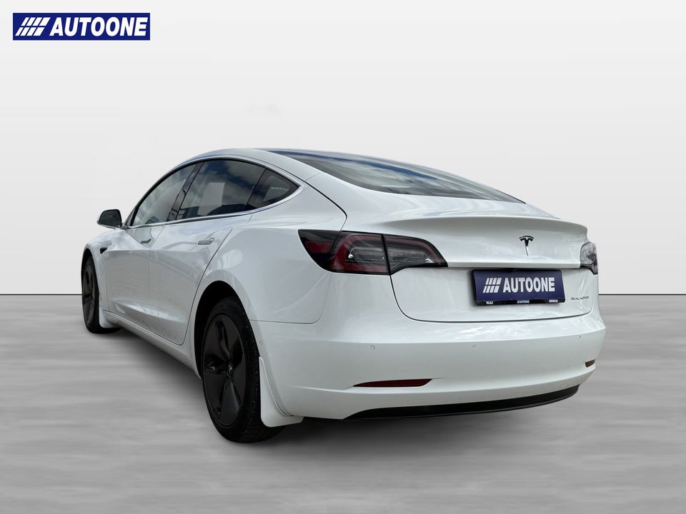 Tesla Model 3 Long Range AWD 4d