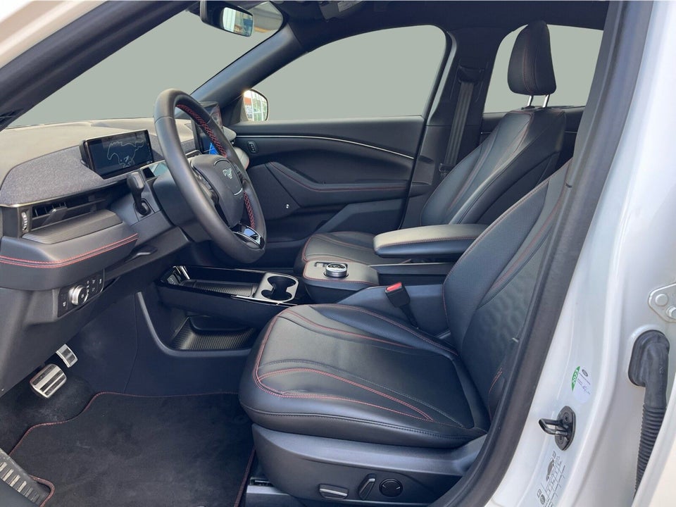 Ford Mustang Mach-E 91 Premium Extended Range AWD 5d