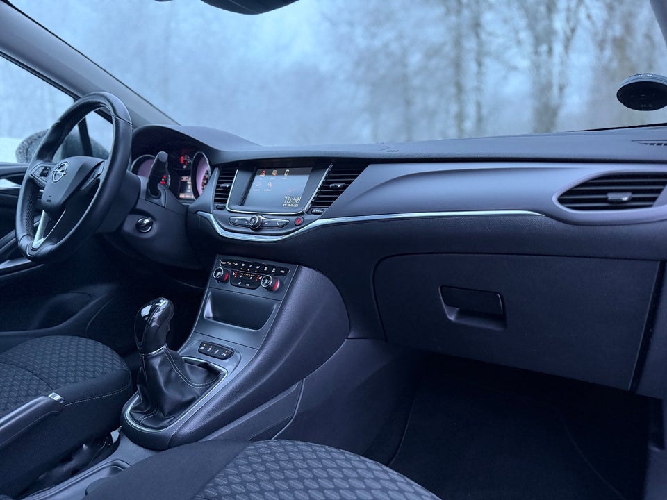 Opel Astra 1,0 T 105 Enjoy 5d