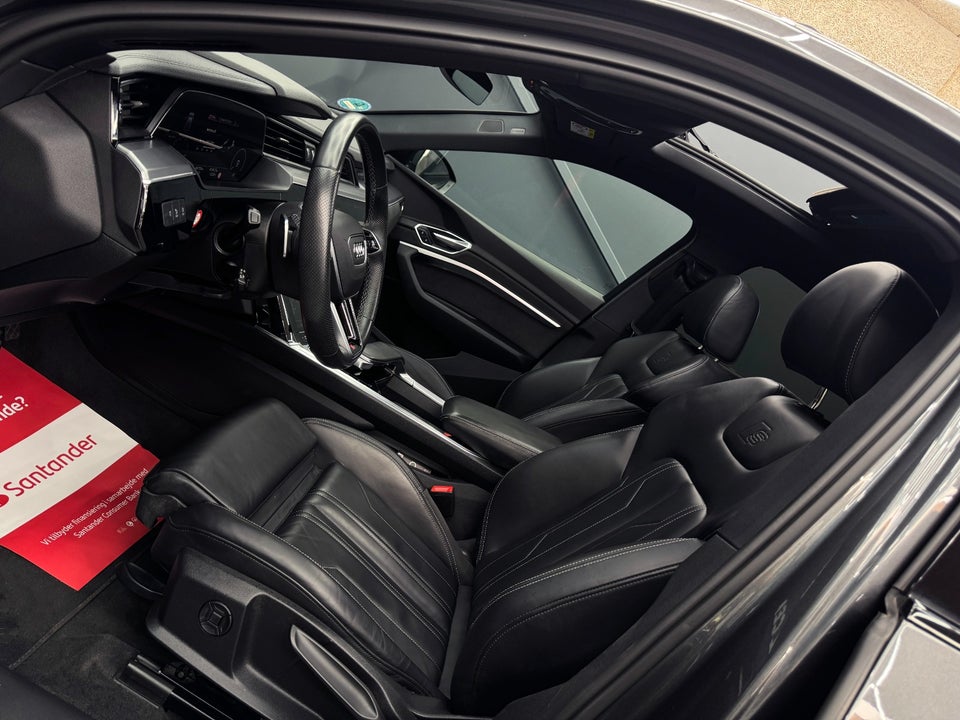 Audi e-tron 55 S-line Sportback quattro 5d