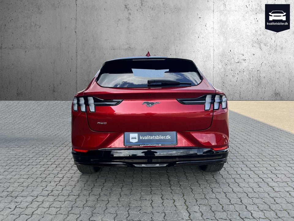 Ford Mustang Mach-E 75 Standard Range AWD 5d