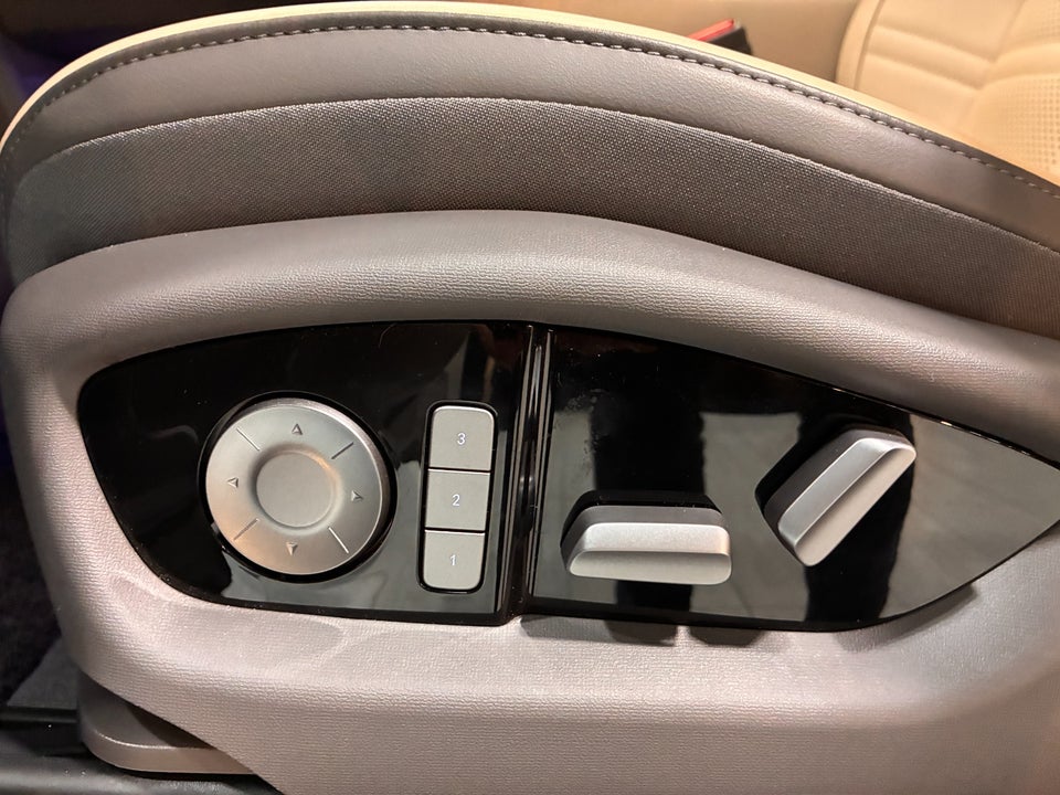 Hongqi EHS7 111 Exclusive 5d