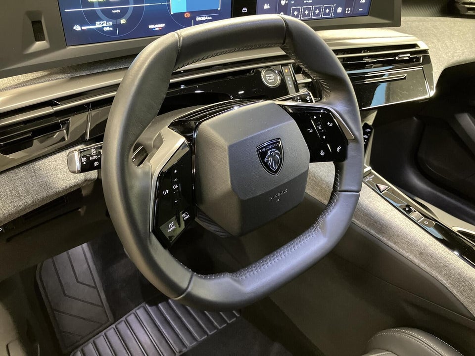 Peugeot e-5008 77 Allure 7prs 5d