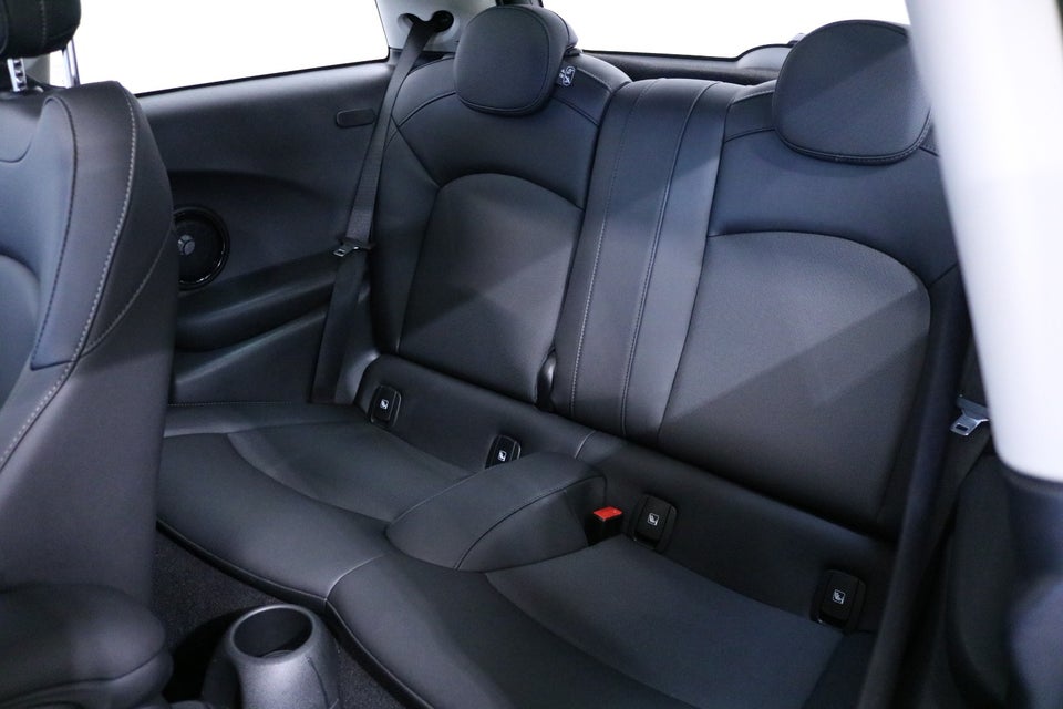 MINI Cooper SE Edition Premium Plus 3d